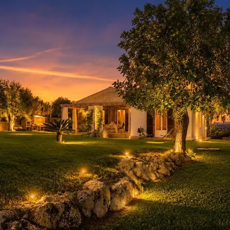 Ulia Sicilymyhome * Ispica