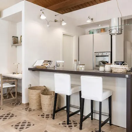 Ulia Sicilymyhome